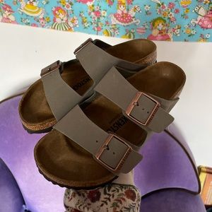 Birkenstock Arizona Sandals in Stone